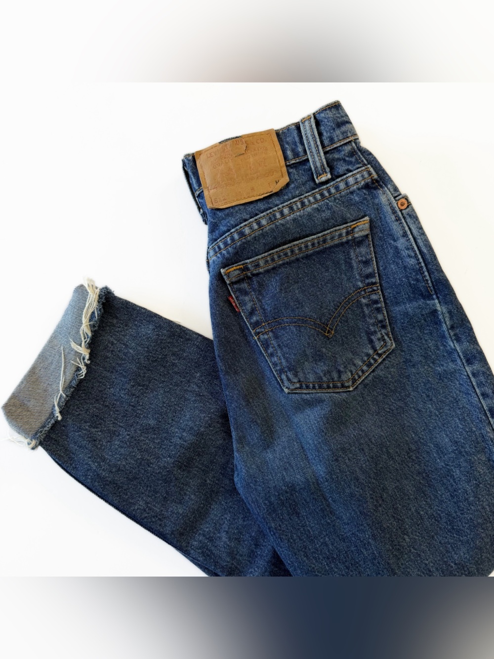 Vintage Levi’s 512 Jeans Womens 25 x 27 Slim Taper High Rise Fit